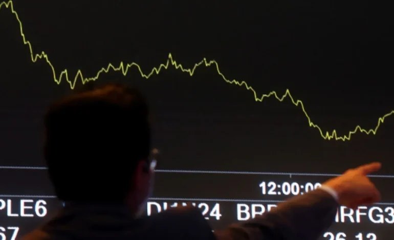 Global Markets Experience Volatility as Inflation Fears and Tech Sector Slump Shake Investor Confidence